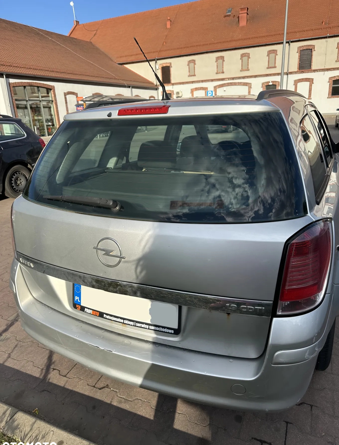 Opel Astra cena 7650 przebieg: 225000, rok produkcji 2005 z Wrocław małe 781